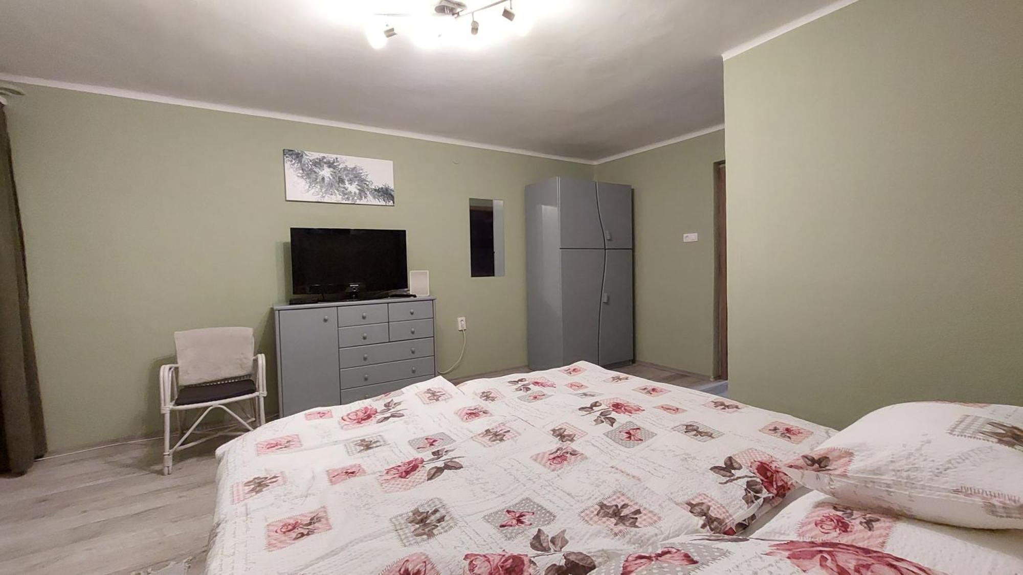 Balatonalmádi Miniszilva Apartman מראה חיצוני תמונה